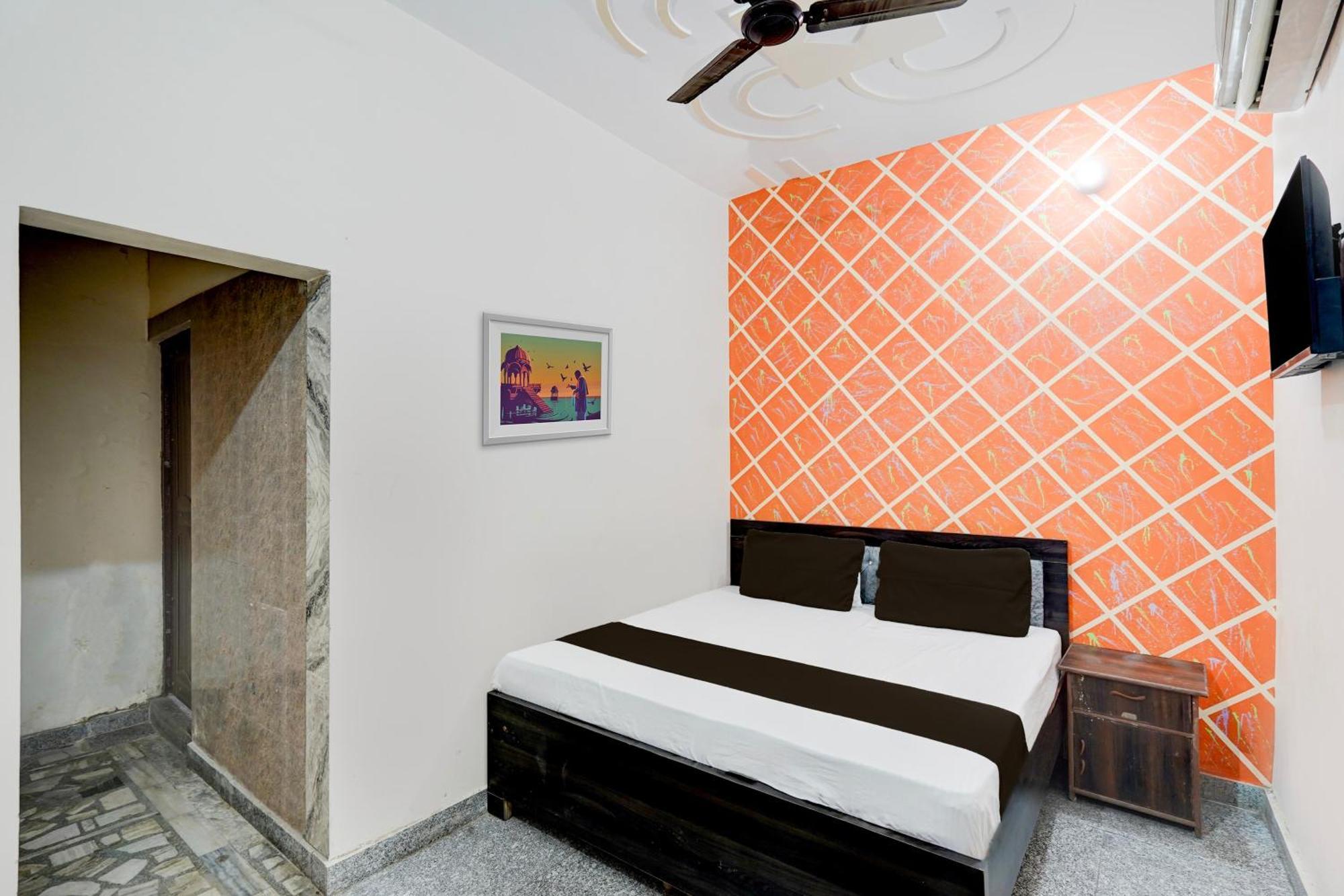 Oyo Hotel Maharaja Palace Meerut Exterior photo